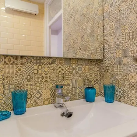 Cosy & Downtown Flat Valencia. 아파트 *